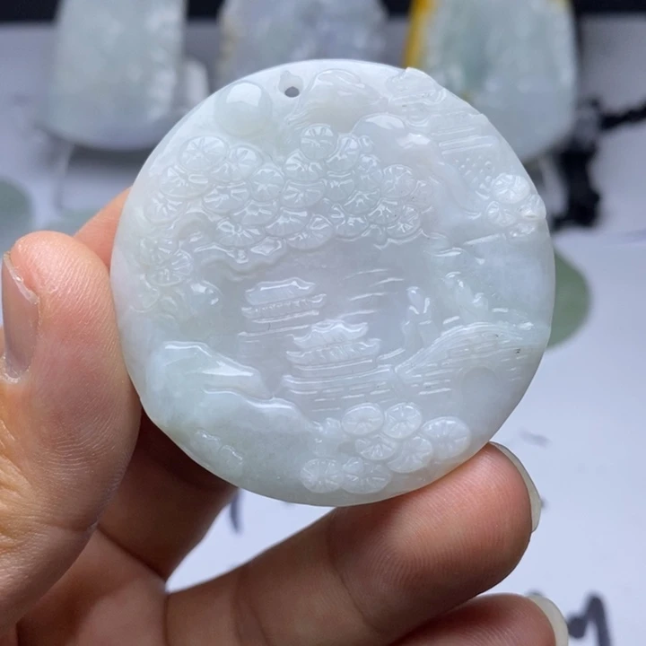 翡翠未镶嵌颈饰翡翠