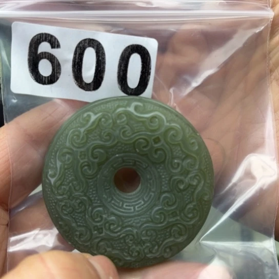 和田玉未镶嵌珠宝半成品