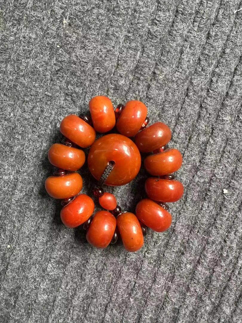 【飞姐推荐】老蜜蜡手串