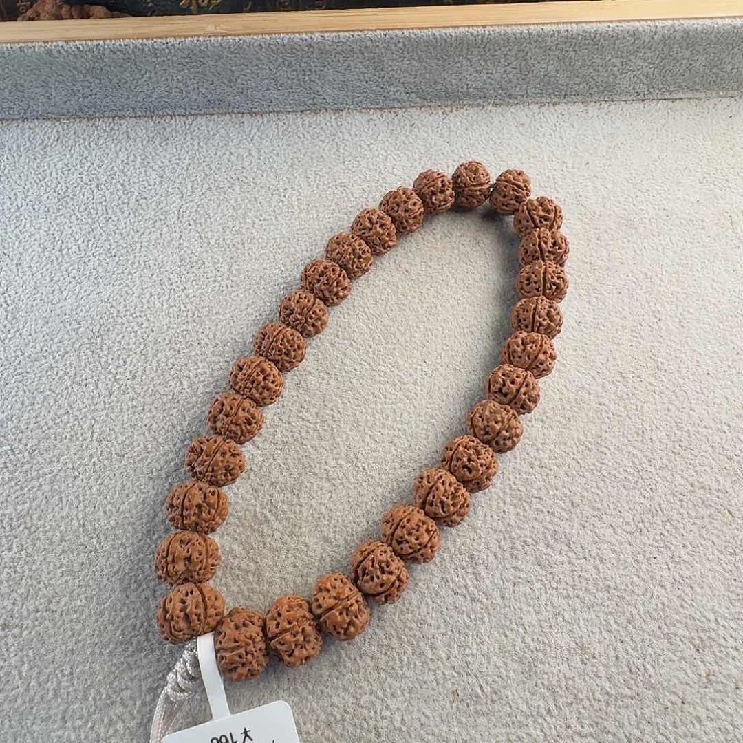 金刚菩提吊坠12+凹底梅花