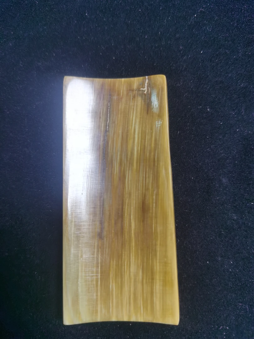 猛犸雕刻牌约12克HZ1288