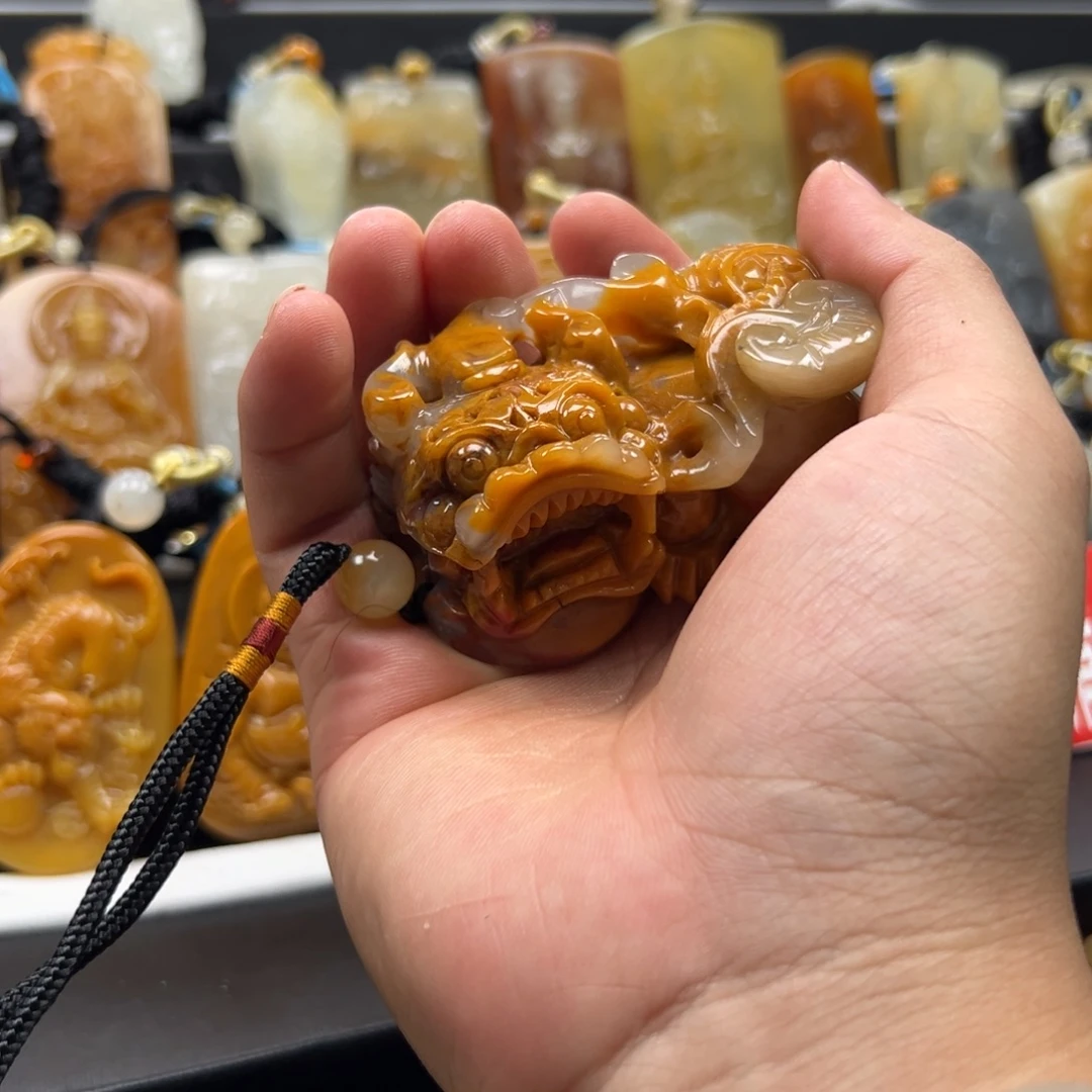 石英质玉（黄龙玉）未镶嵌多样性发货，发其一