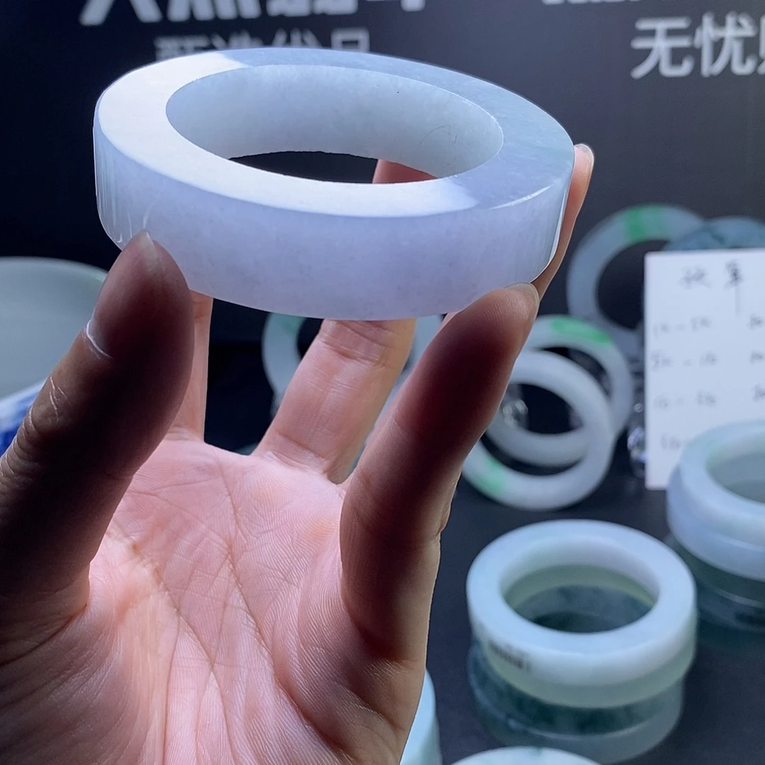 虫***子未镶嵌毛胚定制翡翠发一个