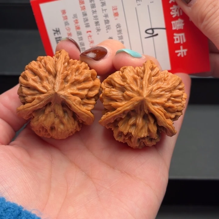 文玩核桃把件39尺三棱