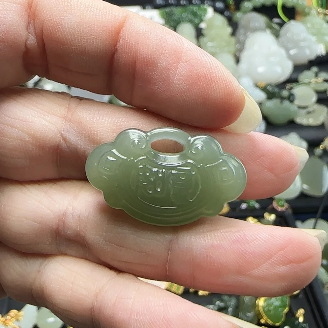 吊坠(不含链)未镶嵌和田玉我**了