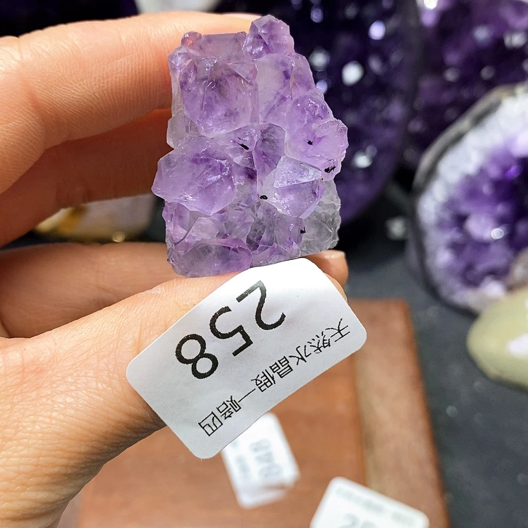 水晶大型摆件（非配饰）未镶嵌