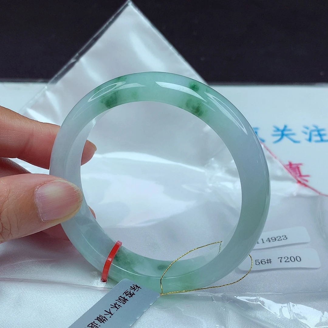 翡翠未镶嵌手镯56圈4923