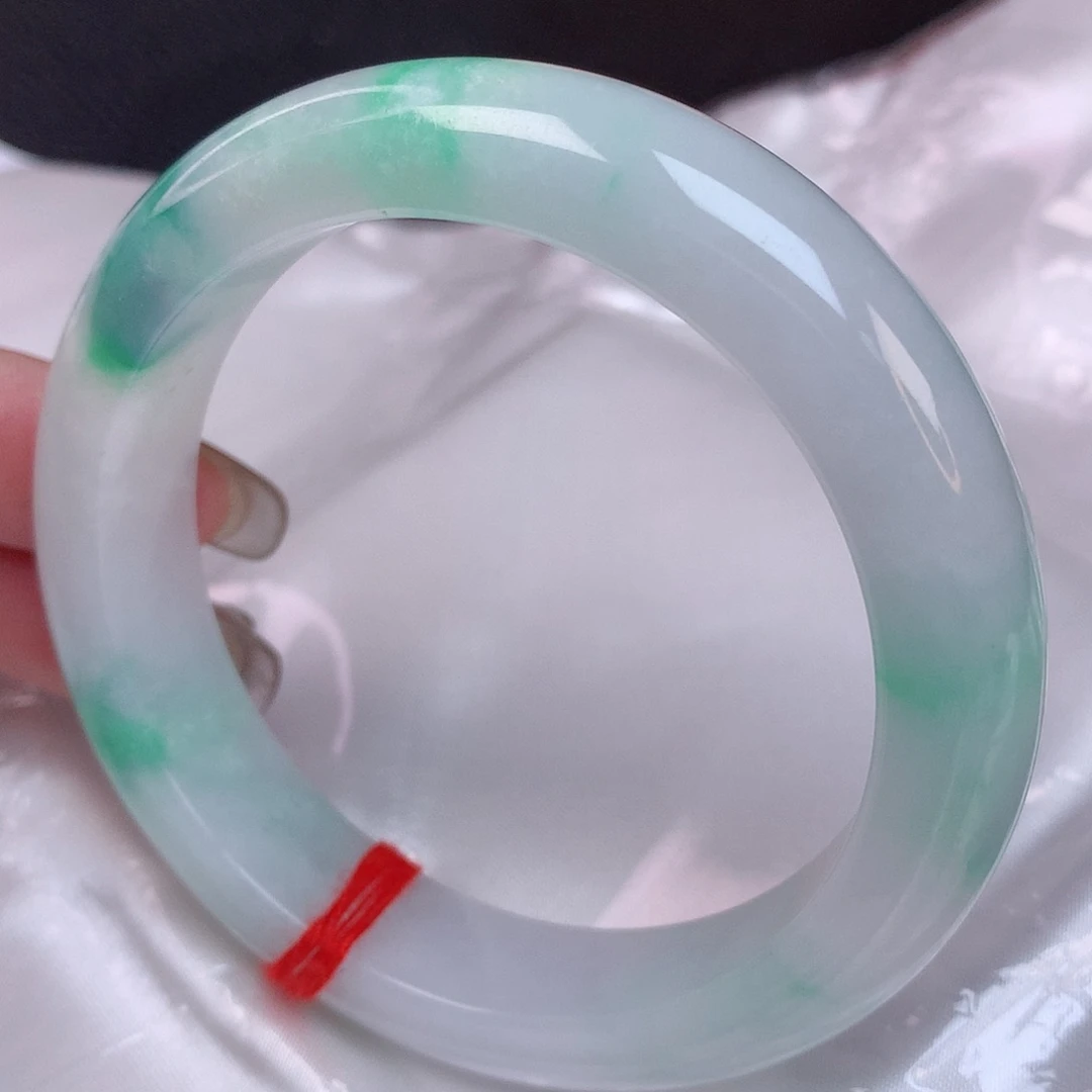 翡翠手镯未镶嵌56 翡翠手镯