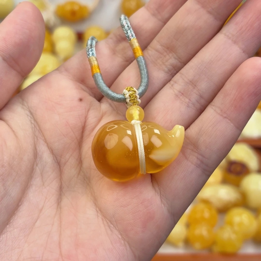 蜜蜡未镶嵌毛衣链蜜蜡