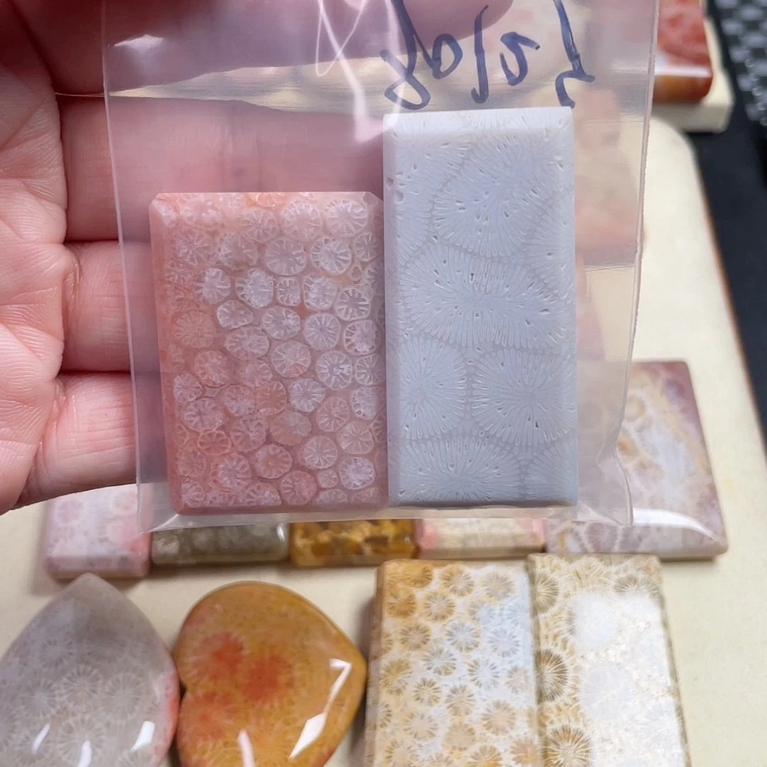 【闪购商品】未镶嵌手串硅化玉T***y