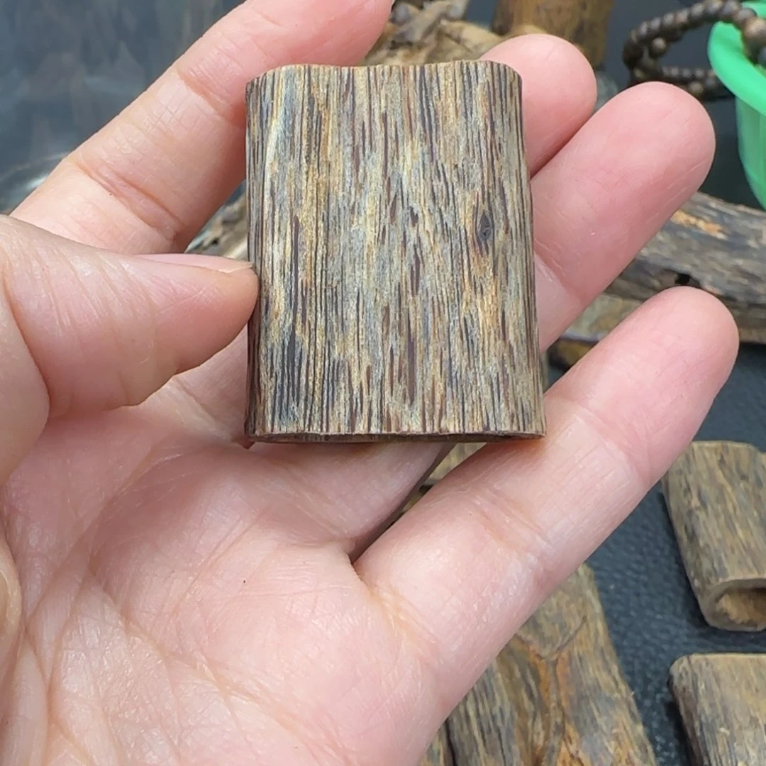 沉香沉香碎屑奇楠淳化老料镂空无事8+