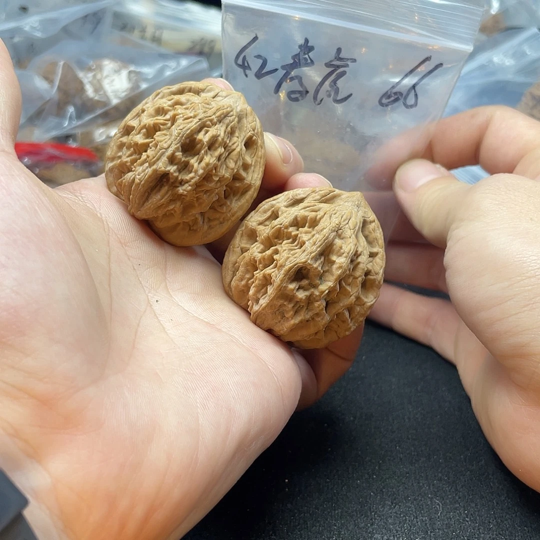 文玩核桃把件麦虎