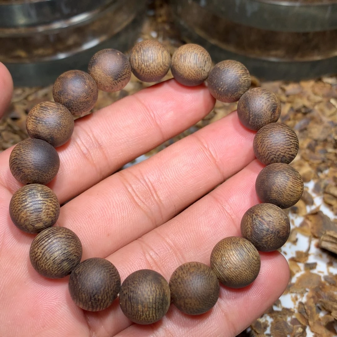 沉香沉香碎屑六**雪绿棋楠沉香1.2