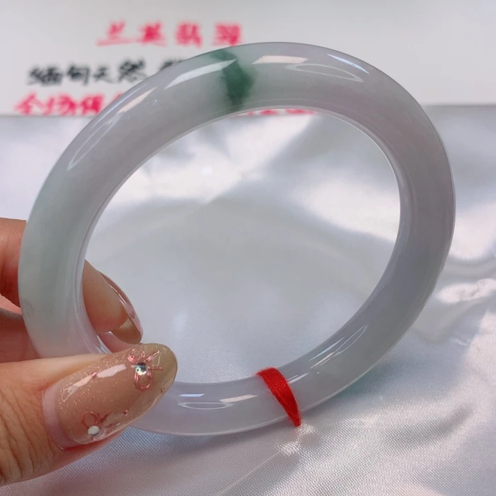 翡翠手镯（圆镯）未镶嵌