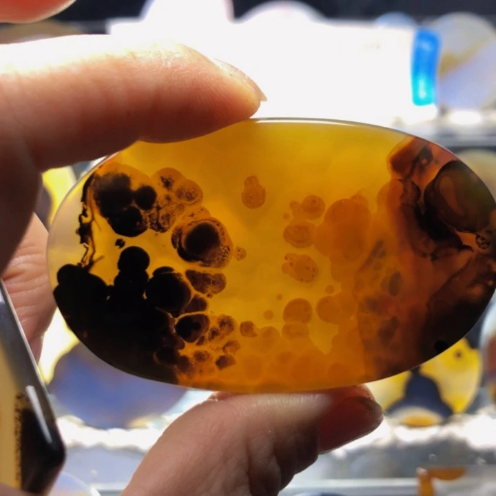 合金玛瑙/玉髓珠宝奇石46