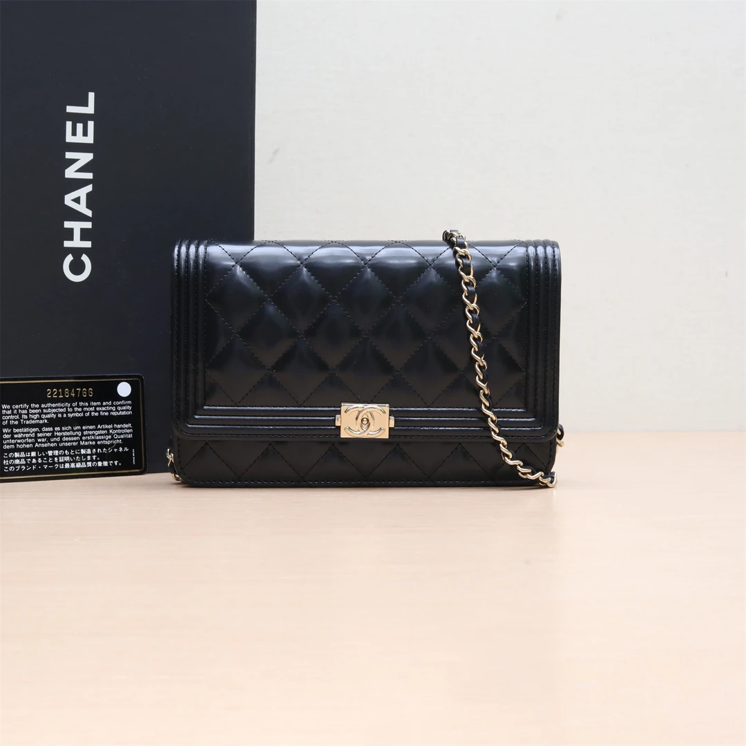 95新 Chanel/香奈儿 小花黑黑Leboy WOC 19cm 黑色 22开 浅金扣