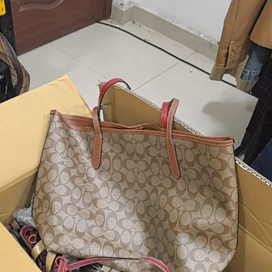 壹***码蚕丝复古包包好看