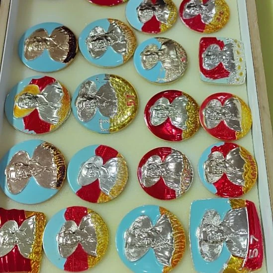 奋***生其他普通金属1纪念章