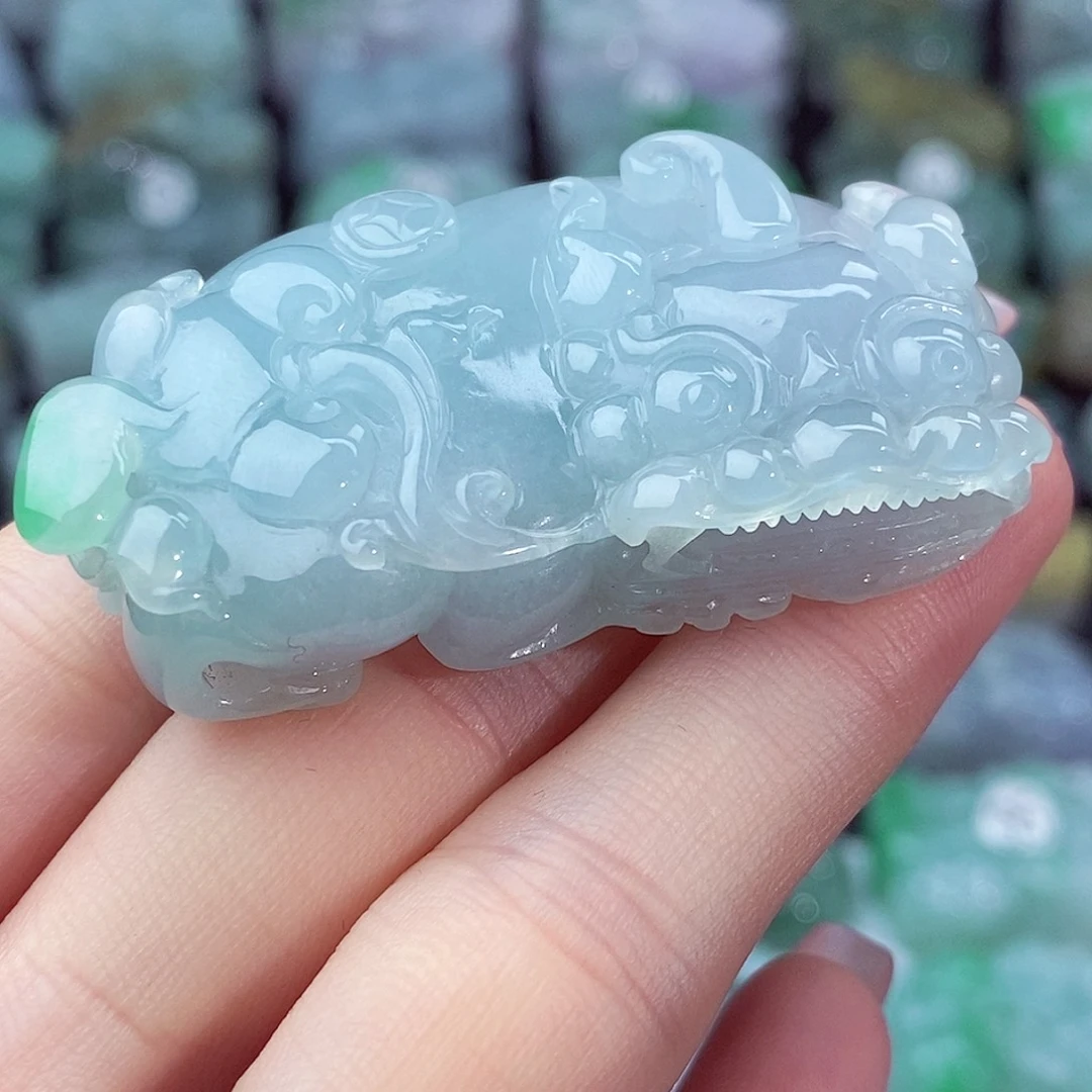 颈饰未镶嵌翡翠天然