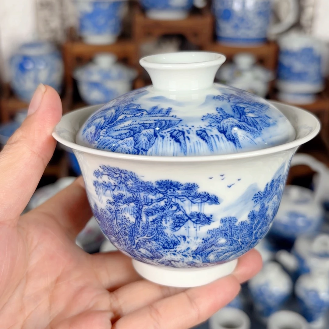 青花瓷器手绘作品陶瓷盖碗