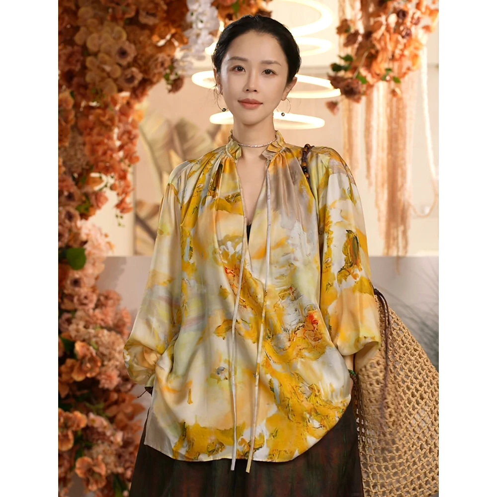 【叭哒不惑】 春回大地 桑蚕丝时尚花边领V领气质衬衫