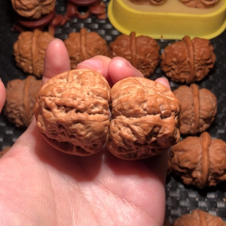 文玩核桃把件40四开超大腿