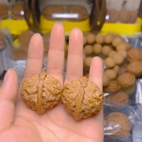 吊坠文玩核桃白狮子