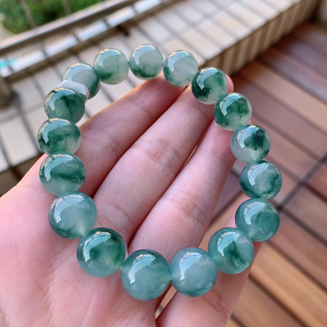 缅甸a货翡翠 冰飘花手串 卡12+mm 51.71