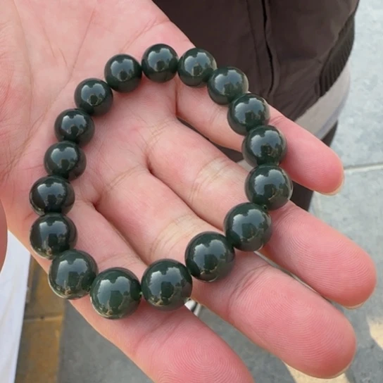 颈饰未镶嵌和田玉卡12