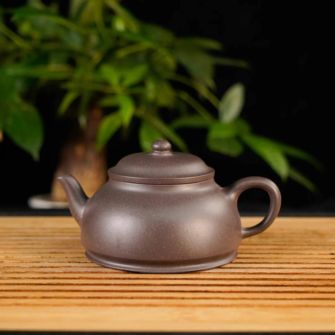 GS37-030   蒋兰娟   宜兴手工紫砂  笠帽