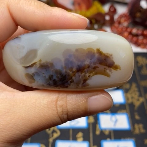 未镶嵌玛瑙/玉髓珠宝奇石