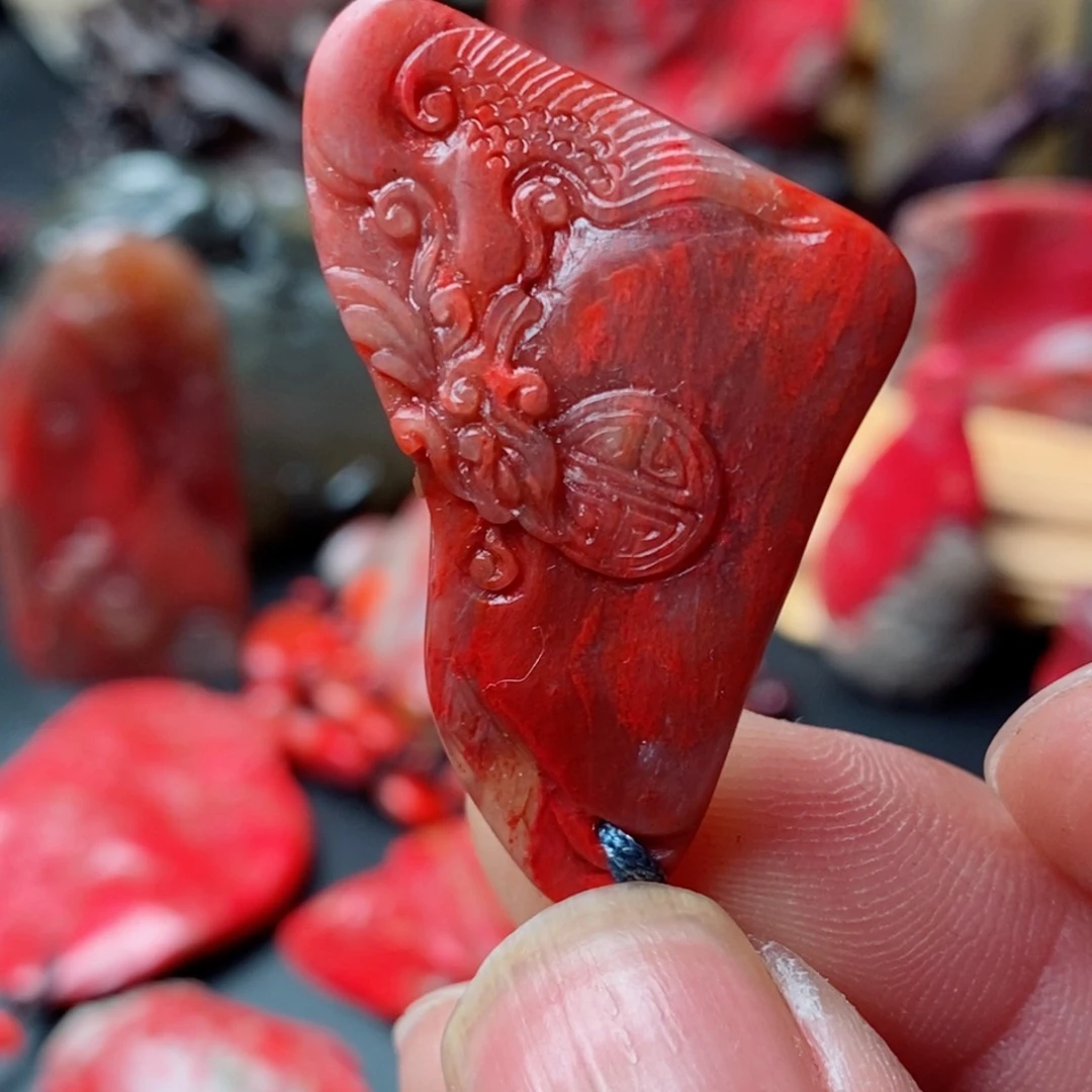 昌化鸡血石昌化鸡血石挂件
