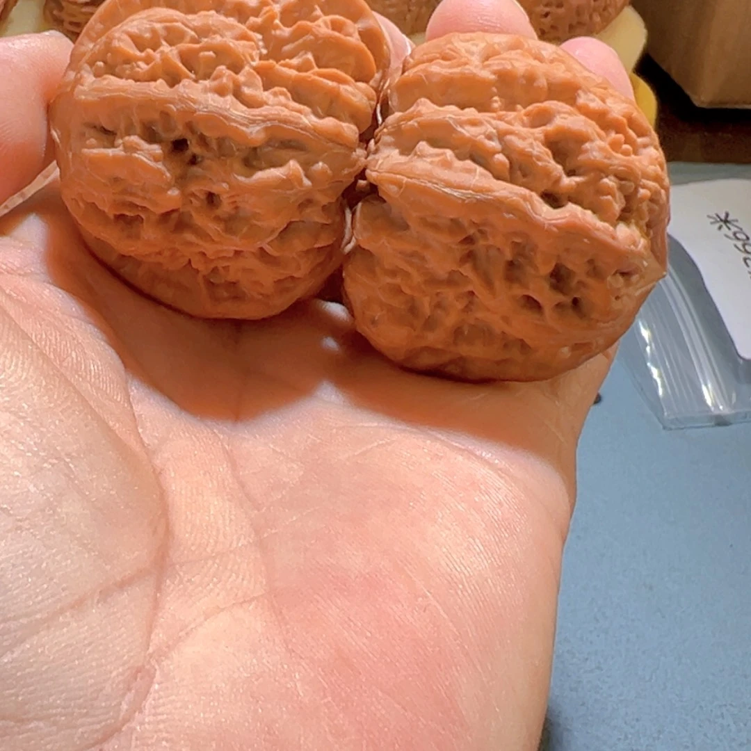 文玩核桃把件平谷凹底43