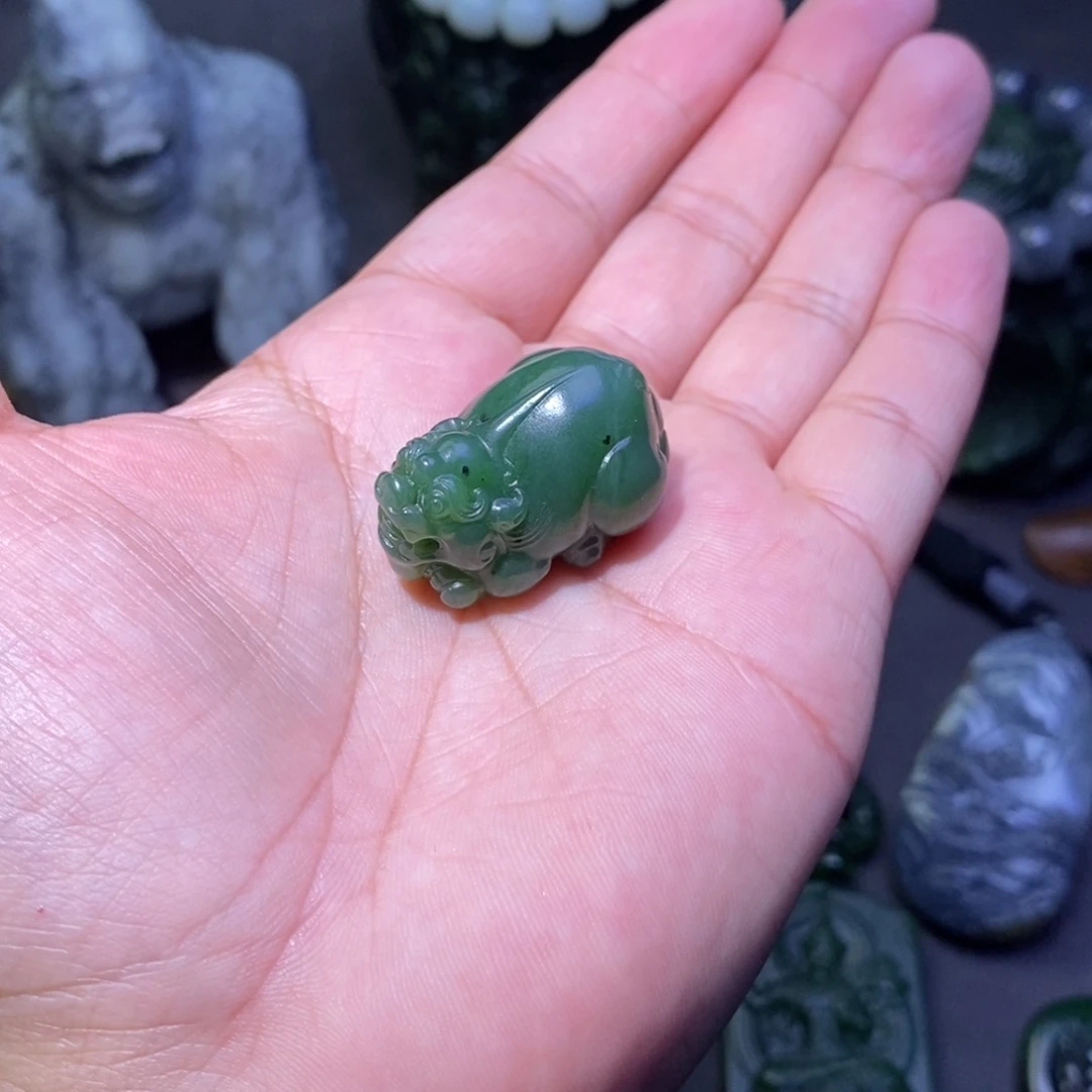 和田玉颈饰未镶嵌尽*