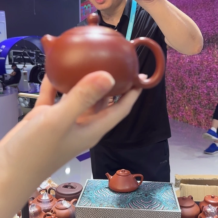 z***t茶杯紫砂全手朱泥西施 170CC