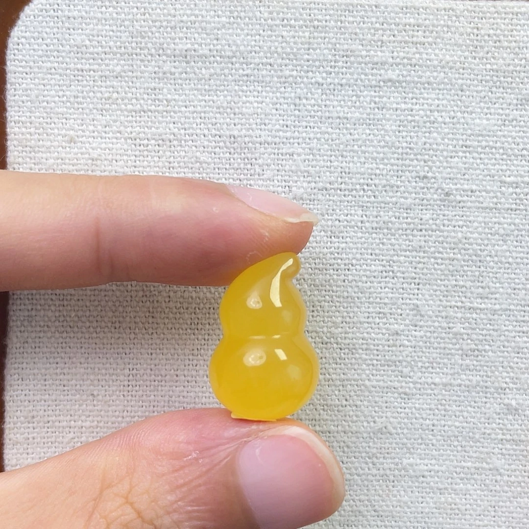 琥珀未镶嵌裸石葫芦