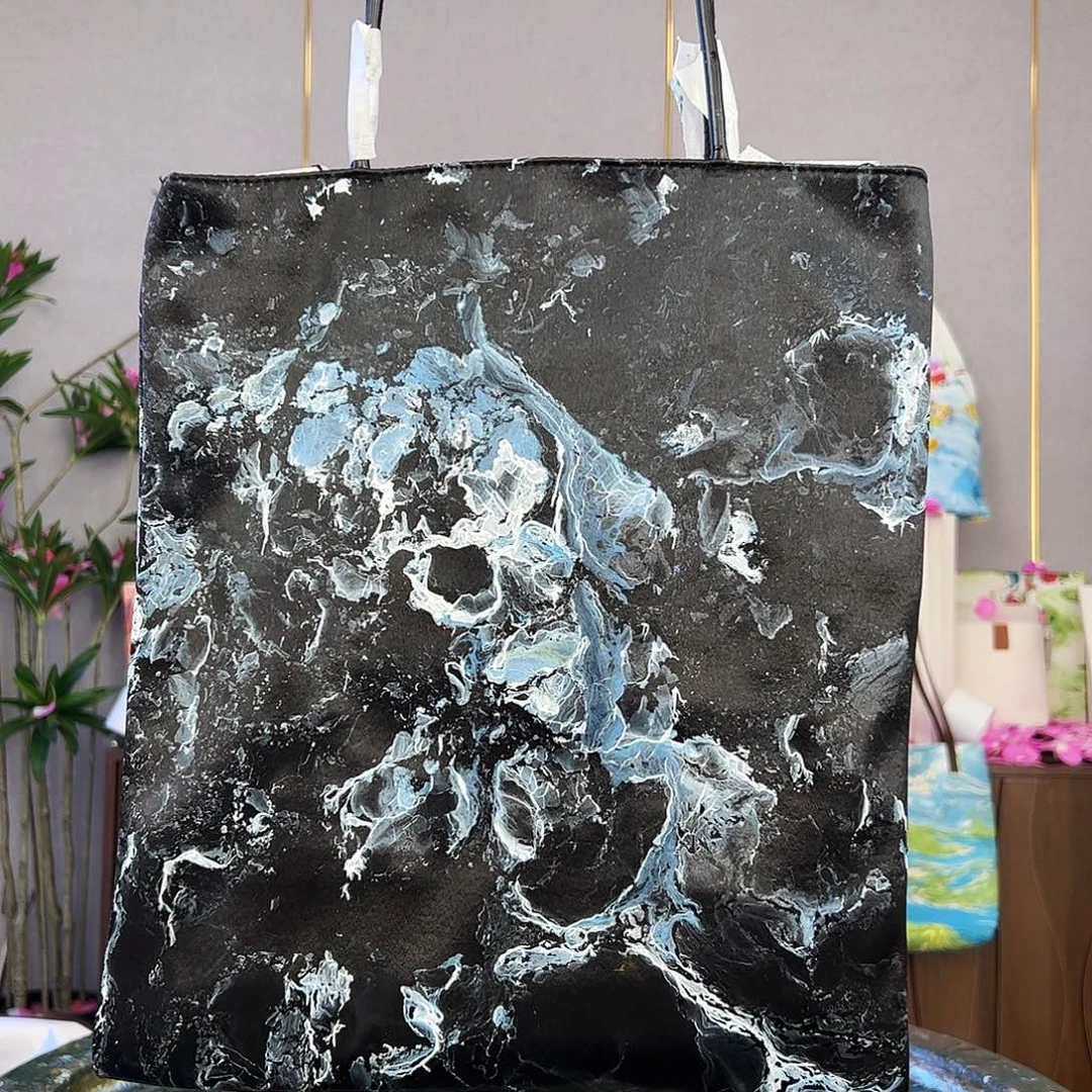 689 、不退不换22222