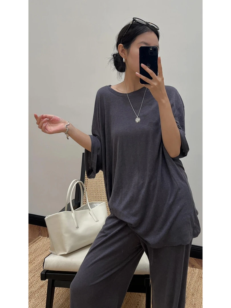 韩系极简穿搭休闲套装女夏2025新款舒适慵懒风宽松T恤长裤两件套