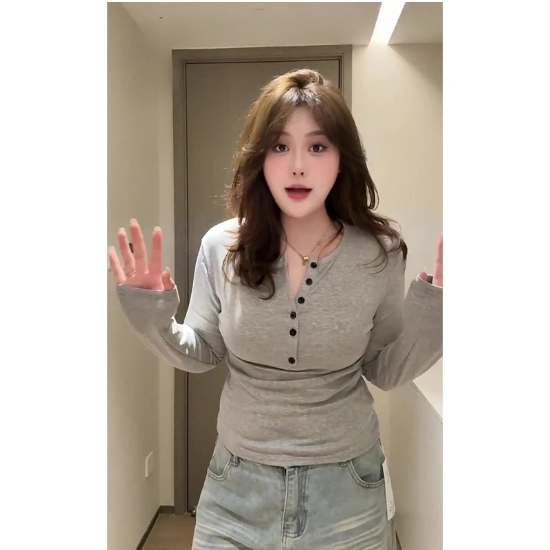 大码胖mm韩系极简风白色长袖纽扣T恤女秋季修身显瘦打底衫上衣潮