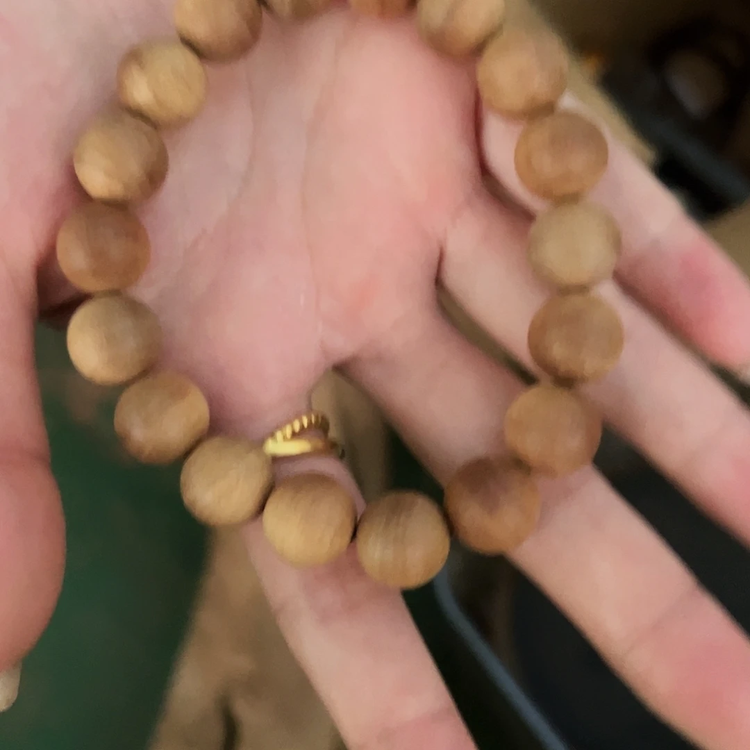 印度老山檀 雕花料 手串1.2x18