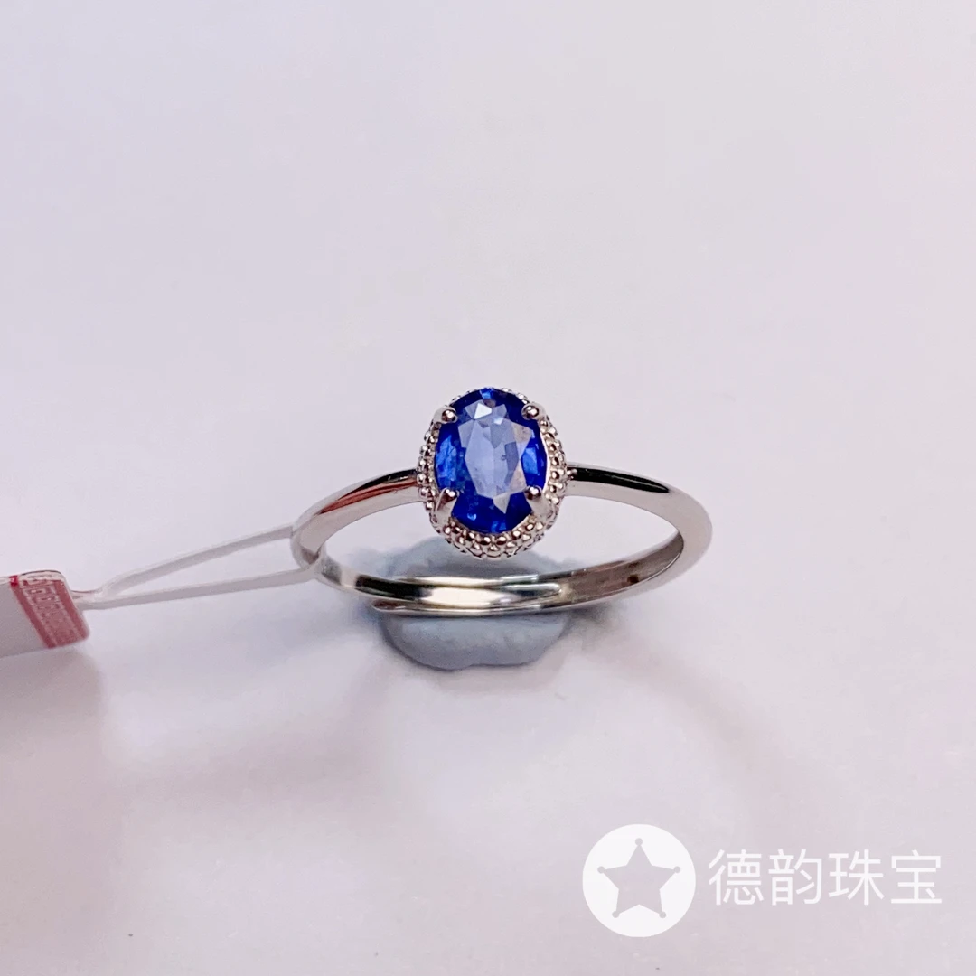 培育蓝宝石S925银镶嵌合成（培育）蓝宝石戒指