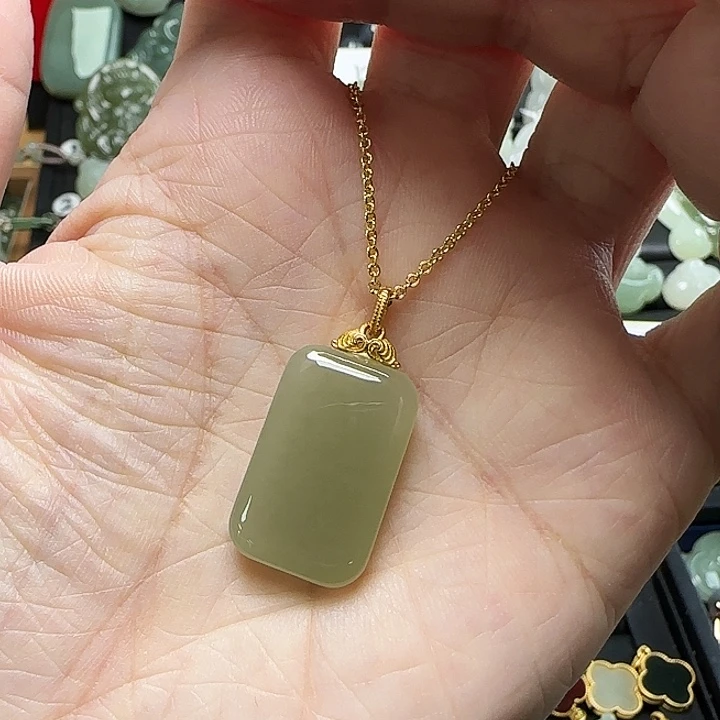 吊坠(赠链)银S925镶嵌和田玉