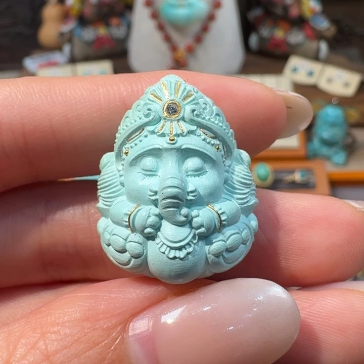 绿松石未镶嵌象神雕刻件