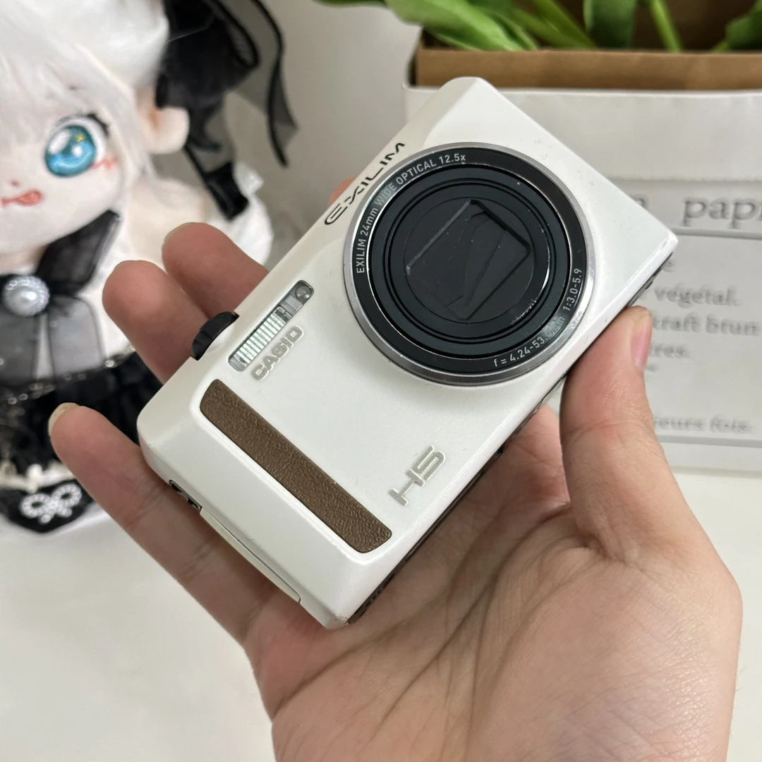 9新 Casio/卡西欧 卡西欧zr410小长焦1600万像素带配件轮盘掉了