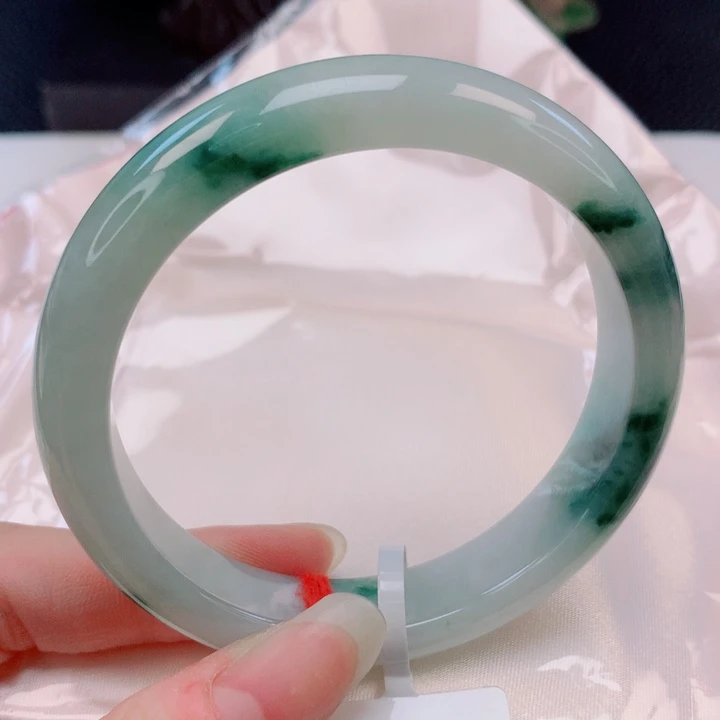 未镶嵌手镯翡翠57圈