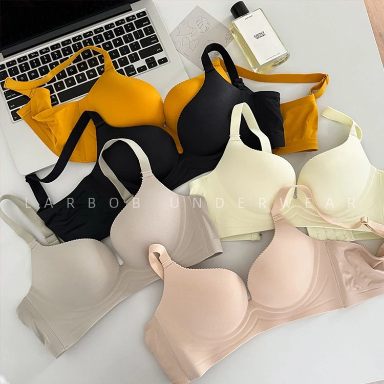 小胸福音一片式中厚杯聚拢球球杯无钢圈文胸女1001