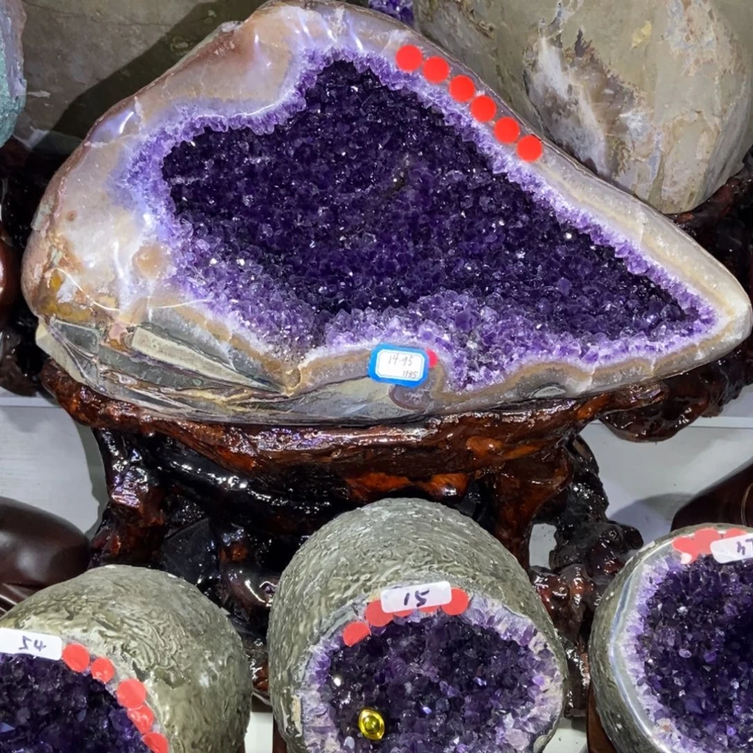 紫晶未镶嵌大型摆件（非配饰）潘