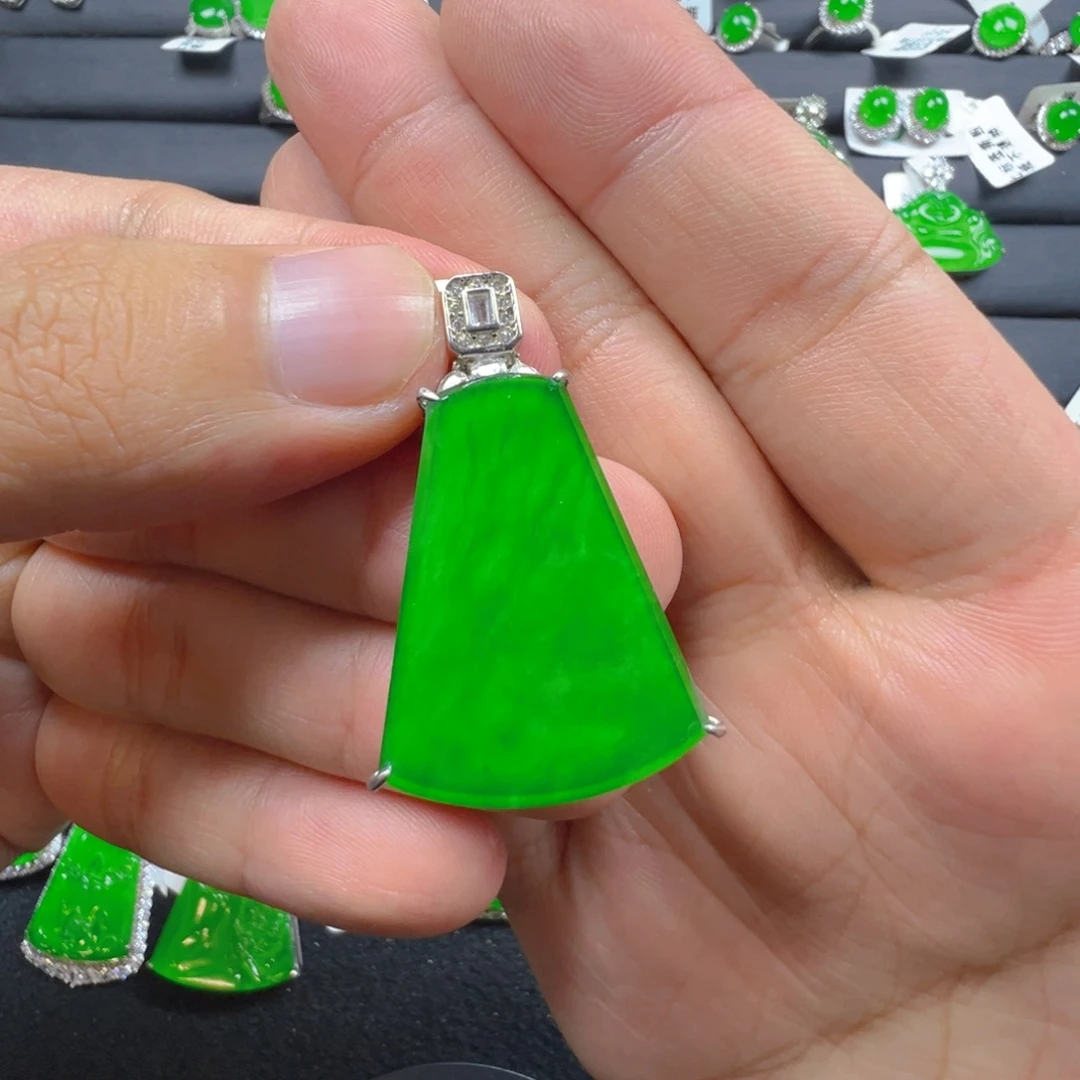 翡翠银S925镶嵌颈饰