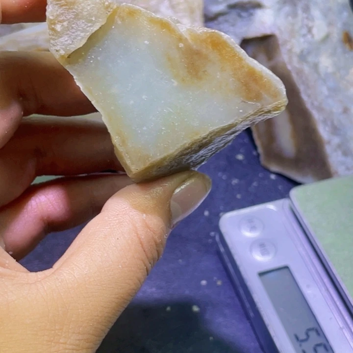 未镶嵌和田玉珠宝半成品