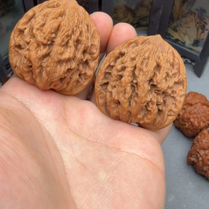 文玩核桃吊坠麦虎43